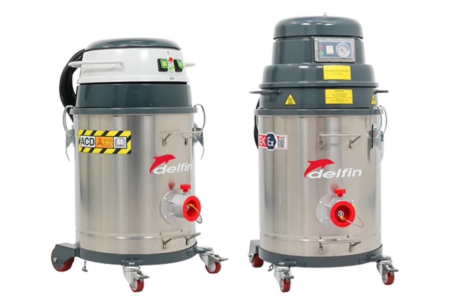 To industrist&oslash;vsugere side om side &mdash; en ACD-st&oslash;vsuger til ordin\u00e6re lokationer og en ATEX-st&oslash;vsuger til klassificeret zone