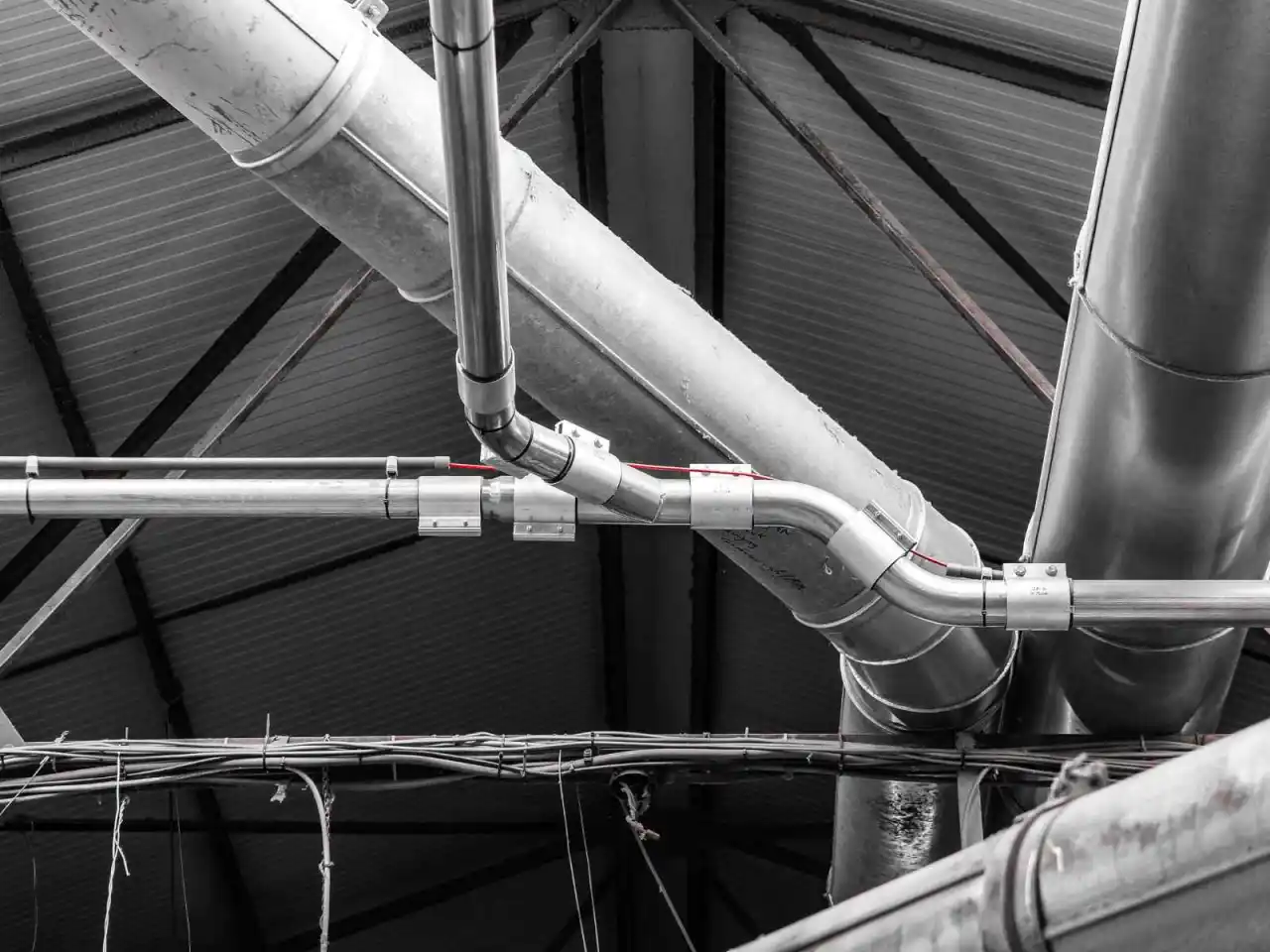 Example installation of a centralised vacuum system