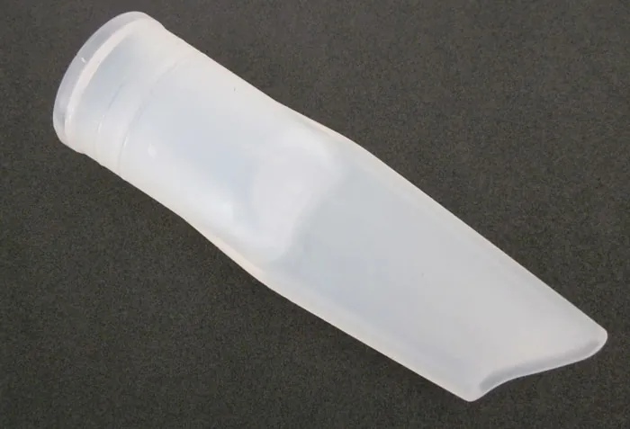 SHARK skr&aring;mundstykke i transparent FDA-kompatibelt silikone til f&oslash;devare- og pharamilj&oslash;er – 45&deg; sk&aelig;ring, 190 mm, &Oslash;38–&Oslash;44 mm