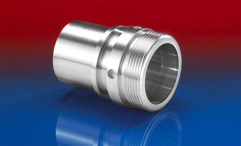 NORRES CONNECT THREAD FITTING 234 – gevindadapter DIN ISO 228 (AISI 316L vist), glansdrejet overflade på rød/blå baggrund.