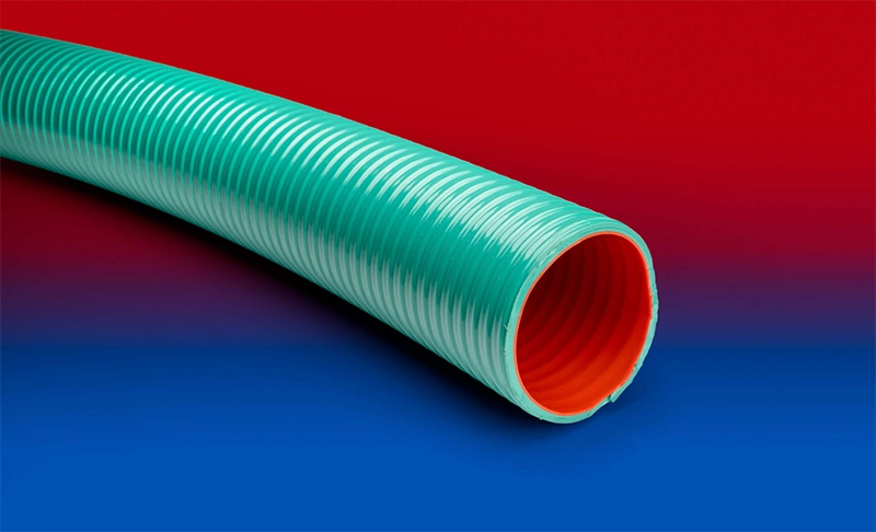 NORRES NORPLAST® PUR 387 ANTIABRASIVO AS med rød inderside og grøn yderside.